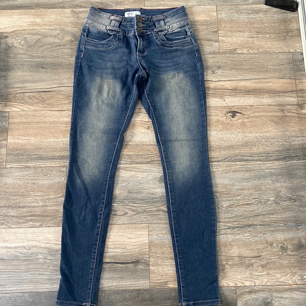 ⭕️3for$15⭕️ Mid rise blue skinny Jeans 👖